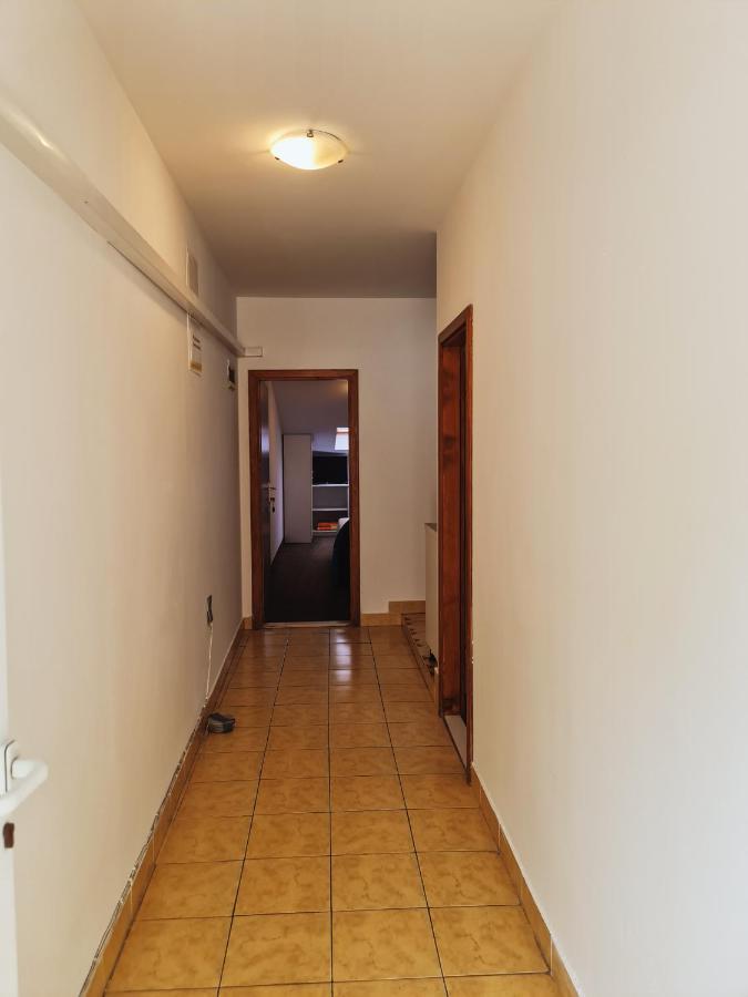 נאום Guest House Davorka מראה חיצוני תמונה