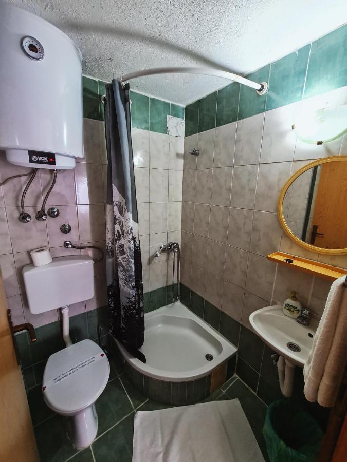 נאום Guest House Davorka מראה חיצוני תמונה